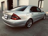 Mercedes-Benz C 200 2001 года за 4 300 000 тг. в Актобе – фото 3