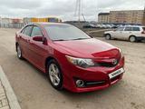 Toyota Camry 2012 года за 7 200 000 тг. в Актобе – фото 2