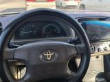 Toyota Camry 2004 годаүшін2 800 000 тг. в Актау – фото 2