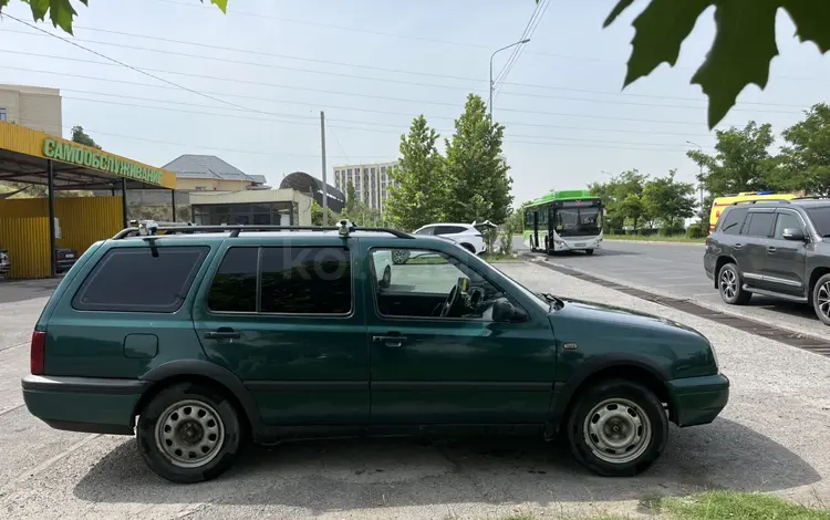 Volkswagen Golf 1995 года за 1 800 000 тг. в Шымкент