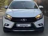 ВАЗ (Lada) Vesta SW Cross 2020 годаүшін6 990 000 тг. в Караганда – фото 2