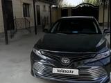 Toyota Camry 2019 года за 14 000 000 тг. в Алматы – фото 2