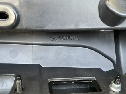 Крышка багажника, дверь крышки багажника Toyota 16-25 за 50 000 тг. в Алматы – фото 9