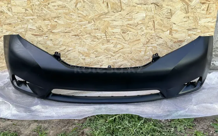 Бампер передний для Toyota Sienna 2010-2017 за 59 700 тг. в Алматы