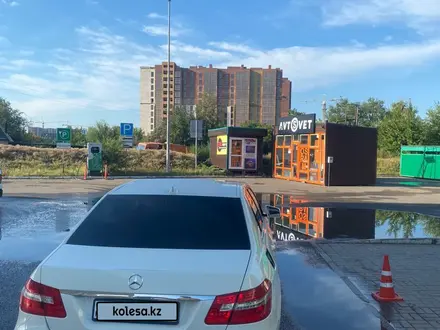 Mercedes-Benz E 500 2012 года за 9 000 000 тг. в Астана