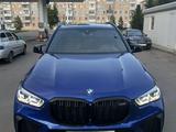 BMW X5 M 2021 годаfor49 990 000 тг. в Петропавловск – фото 3