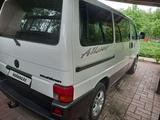 Volkswagen Multivan 1995 годаүшін4 700 000 тг. в Уральск – фото 4