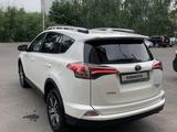 Toyota RAV4 2017 года за 12 000 000 тг. в Алматы – фото 2