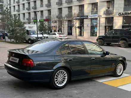 BMW 528 1997 года за 2 450 000 тг. в Алматы – фото 8