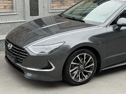 Hyundai Sonata 2021 года за 11 400 000 тг. в Шымкент – фото 2