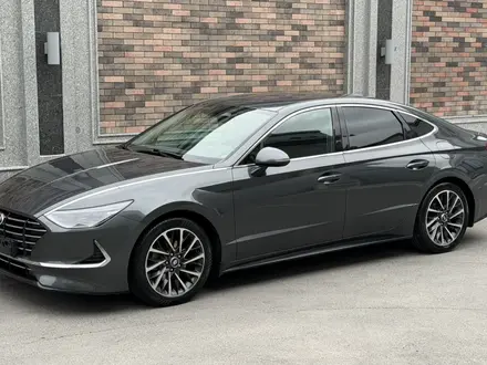 Hyundai Sonata 2021 года за 11 400 000 тг. в Шымкент