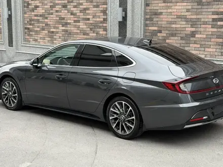 Hyundai Sonata 2021 года за 11 400 000 тг. в Шымкент – фото 3