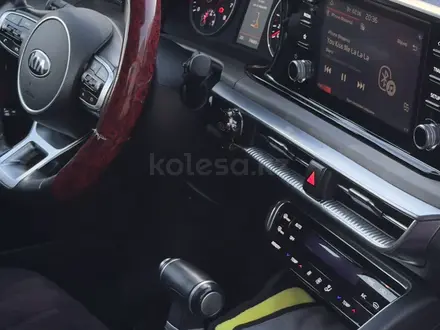 Kia K5 2021 года за 9 500 000 тг. в Астана – фото 7