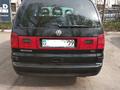 Volkswagen Sharan 2002 годаүшін2 900 000 тг. в Караганда