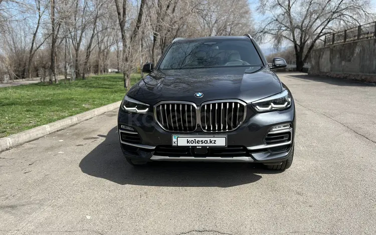 BMW X5 2022 года за 37 500 000 тг. в Алматы