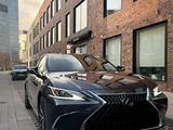 Lexus ES 300h 2022 года за 21 000 000 тг. в Алматы