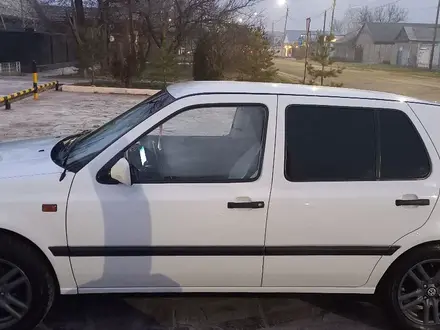 Volkswagen Golf 1994 года за 2 500 000 тг. в Тараз – фото 2