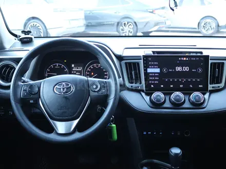 Toyota RAV4 2017 года за 12 500 000 тг. в Астана – фото 15