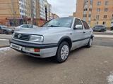 Volkswagen Vento 1993 года за 700 000 тг. в Астана – фото 4