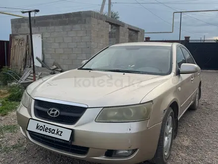 Hyundai Sonata 2006 года за 3 200 000 тг. в Алматы – фото 2