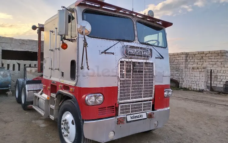 Freightliner  FLC 1981 годаfor4 500 000 тг. в Актау