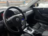Volkswagen Passat 2008 года за 3 500 000 тг. в Актобе – фото 5