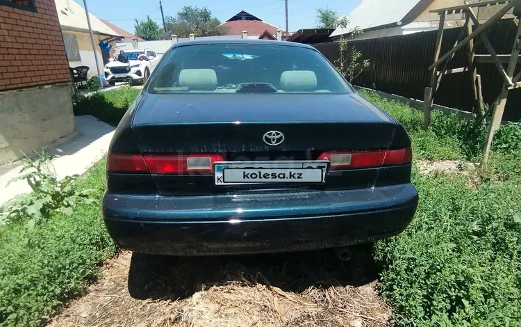 Toyota Camry 1999 годаүшін2 500 000 тг. в Алматы