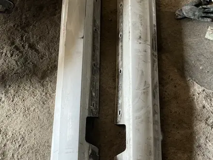 Е90 ф30 е60 накладки на пороги бабочка багажника универсал за 25 000 тг. в Алматы