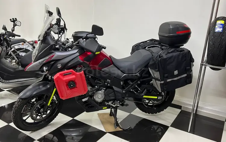 Suzuki  Suzuki V-strom DL 650 2019 годаүшін5 000 000 тг. в Алматы