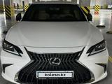 Lexus ES 250 2022 годаfor26 000 000 тг. в Астана
