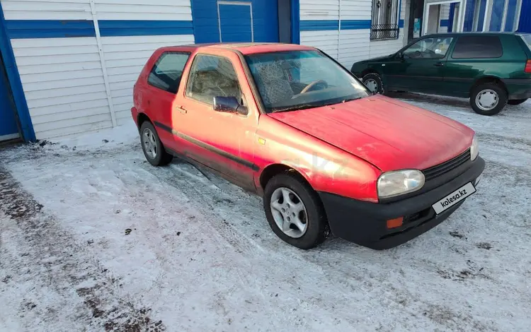 Volkswagen Golf 1993 годаfor1 000 000 тг. в Петропавловск