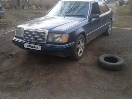 Mercedes-Benz E 260 1992 года за 1 200 000 тг. в Усть-Каменогорск – фото 4