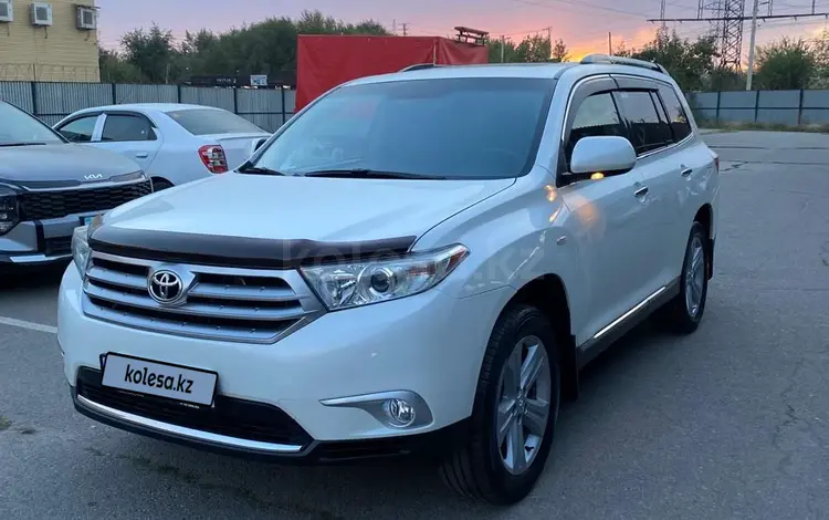 Toyota Highlander 2012 года за 13 500 000 тг. в Алматы