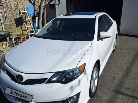 Toyota Camry 2013 года за 9 300 000 тг. в Уральск – фото 8