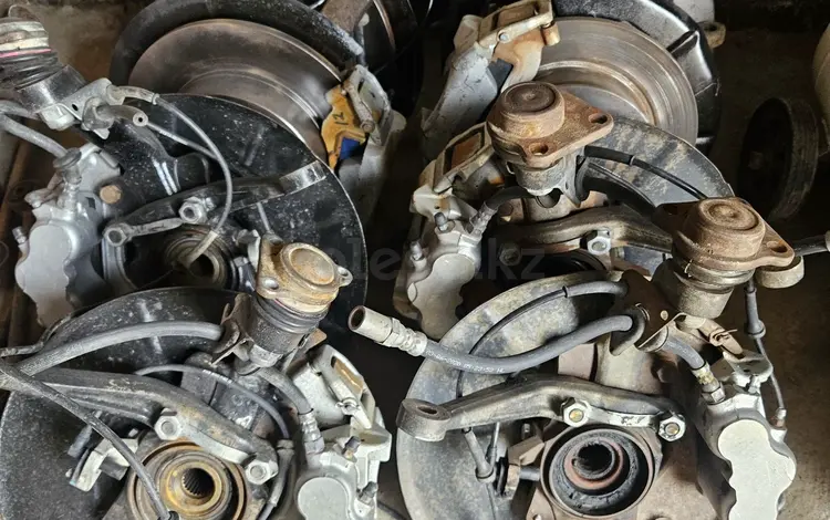 Ступица сборе на ниву урбан 21213-4 за 500 тг. в Шымкент