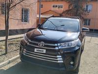 Toyota Highlander 2015 годаfor15 000 000 тг. в Талдыкорган