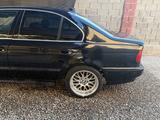 BMW 525 2000 года за 2 550 000 тг. в Шымкент – фото 2