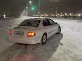 Hyundai Sonata 2002 года за 2 300 000 тг. в Актобе – фото 2