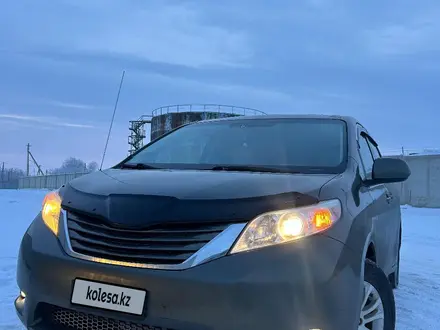 Toyota Sienna 2012 года за 7 300 000 тг. в Актобе