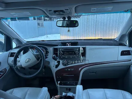 Toyota Sienna 2012 года за 7 300 000 тг. в Актобе – фото 5