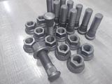 Комплект шпилек+гаек задних колес ГАЗель 24шт калёныеүшін15 500 тг. в Алматы