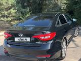 Hyundai Sonata 2017 годаүшін6 200 000 тг. в Алматы – фото 3