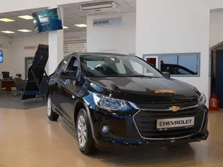 Chevrolet Onix Premier 2