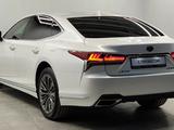 Lexus LS 500 2018 года за 25 000 000 тг. в Алматы – фото 4