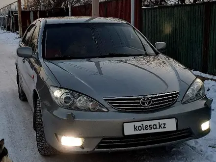 Toyota Camry 2005 года за 6 150 000 тг. в Алматы – фото 2