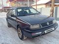 Volkswagen Vento 1994 годаfor1 100 000 тг. в Алматы