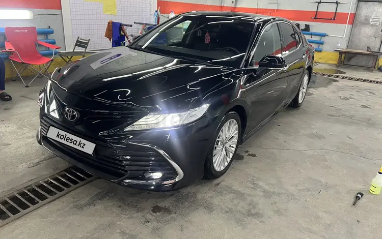 Toyota Camry 2019 года за 14 500 000 тг. в Караганда