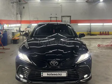 Toyota Camry 2019 года за 14 500 000 тг. в Караганда – фото 5