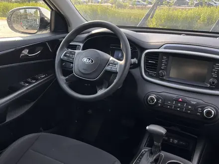 Kia Sorento 2018 года за 11 000 000 тг. в Алматы – фото 5