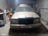 Mercedes-Benz E 230 1991 года за 1 050 000 тг. в Талдыкорган – фото 2